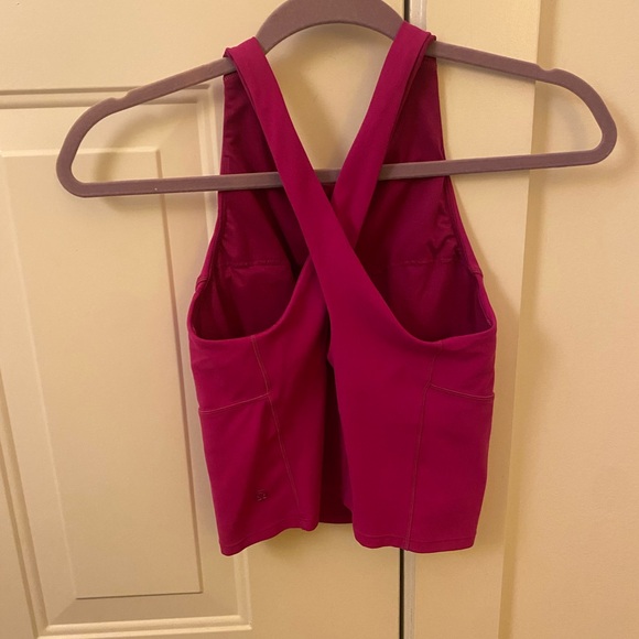 Lululemon Key To Balance Tank in Ripened Raspberry Size 4 - Picture 5 of 6